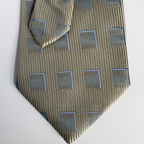 Pierre Cardin 100% silk made in Italy necktie - Picture 12 of 12